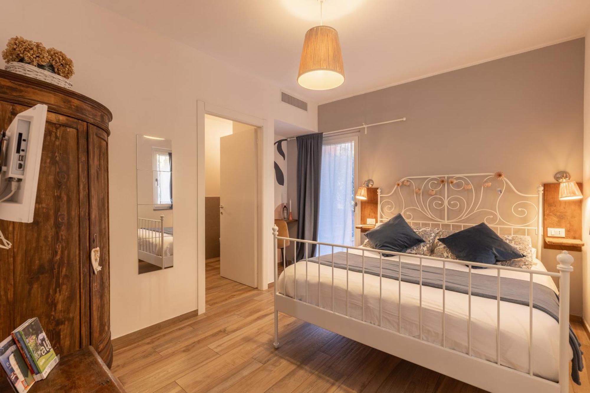 Il Riccio Di Ricciano Bed & Breakfast Casale Corte Cerro Ngoại thất bức ảnh
